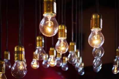 Las lámparas halógenas se despiden del mercado desde 2020