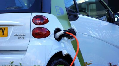 Lento pero seguro, continúa el tratamiento del proyecto de ley de vehículos eléctricos