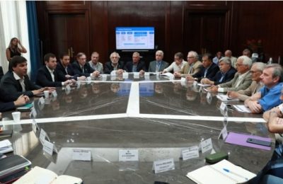 El Gobierno lanzó la mesa sectorial metalmecánica