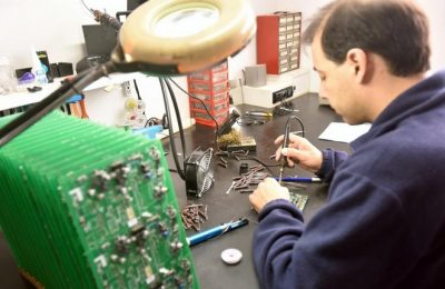 El 34% de las empresas de electrónica, electromecánica y luminotécnica operó con rentabilidad negativa durante el primer semestre de 2020