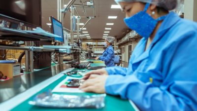 Se inicia el plan de expansión de Novatech con la producción de TVs y smartphones